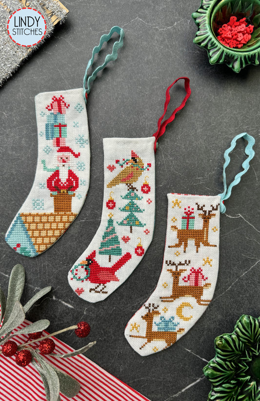 Up on the Rooftop Stockings with Lindy Stitches